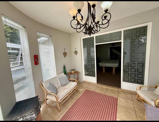 5 BEDROOM HOUSE FOR SALE IN PRIMROSE